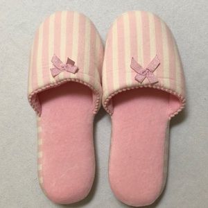 Victoria’s Secret Dreamer Slippers NWOT
